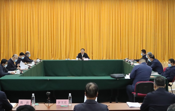 国资委党委认真传达学习党的二十大和党的二十届一中全会精神